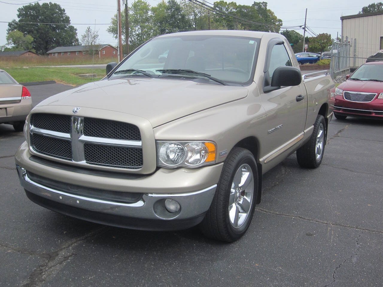 Used 2003 Dodge Ram 1500 Truck 2WD Regular Cab image 2
