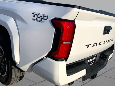 Used 2025 Toyota Tacoma TRD Sport RWD image 28