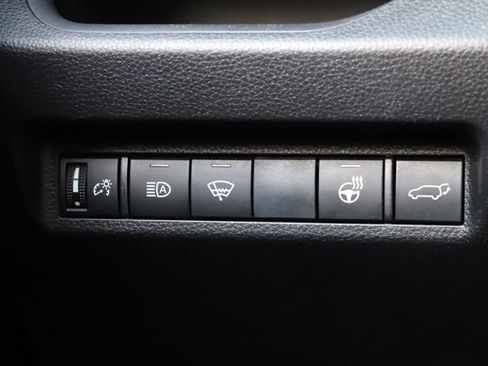 Used 2019 Toyota RAV4 XLE Premium w/ Cold Weather Package AWD/4WD image 37