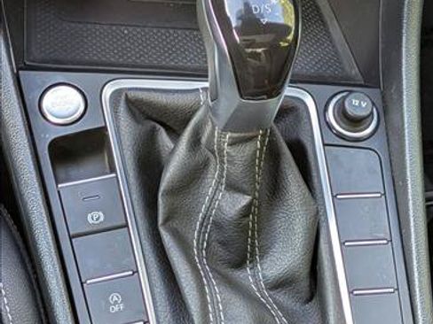 Used 2024 Volkswagen Jetta SEL FWD image 13