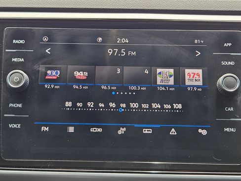 Used 2022 Volkswagen Atlas Cross Sport SE FWD image 24