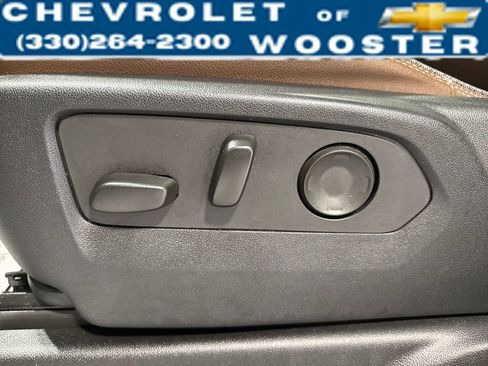 Used 2023 Chevrolet Suburban High Country w/ Max Trailering Package image 12