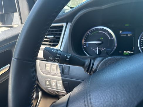 Used 2019 Toyota Highlander Limited Platinum AWD/4WD image 17