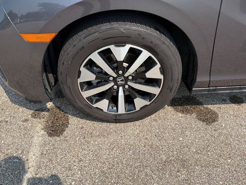 Used 2025 Honda Odyssey EX-L image 7