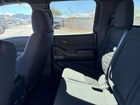 Used 2025 Nissan Frontier Pro-X w/ Pro Convenience Package image 14