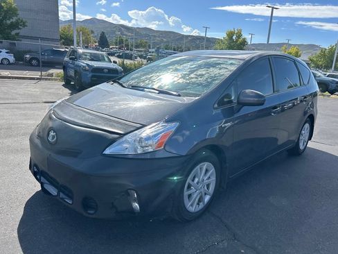 Used 2014 Toyota Prius V Three FWD image 15