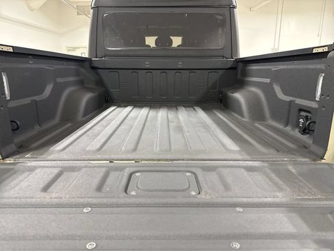 Used 2020 Jeep Gladiator Mojave w/ Dual Top Group AWD/4WD image 24