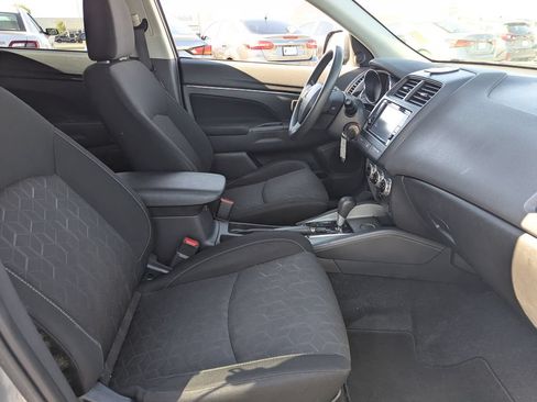 Used 2021 Mitsubishi Outlander Sport ES FWD image 33
