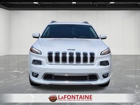 Used 2018 Jeep Cherokee Overland AWD/4WD image 8