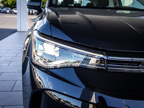 New 2026 Volkswagen Taos S FWD image 6