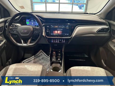 Used 2023 Chevrolet Bolt EUV Premier FWD image 8