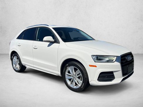 Used 2017 Audi Q3 2.0T Premium AWD/4WD image 3