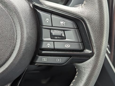 Certified 2025 Subaru Forester Premium AWD/4WD image 30