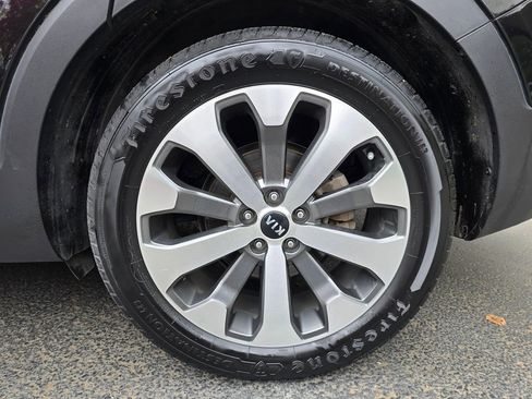 Certified 2021 Kia Telluride EX w/ EX Premium Package FWD image 6