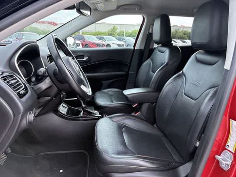 Used 2018 Jeep Compass Limited w/ Navigation Group FWD image 17