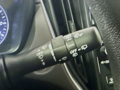 Used 2024 Subaru Crosstrek 2.0i Premium w/ Popular Package #4 image 13