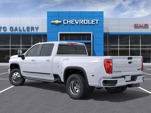 New 2026 Chevrolet Silverado 3500 High Country w/ High Country Premium Package AWD/4WD image 3