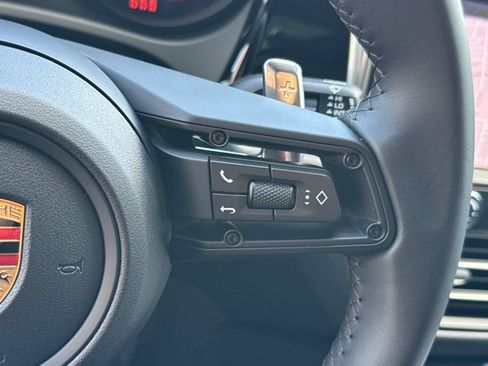 Certified 2026 Porsche Macan AWD/4WD image 28