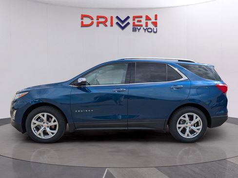 Used 2020 Chevrolet Equinox Premier image 2