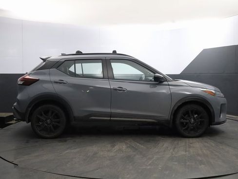 Used 2024 Nissan Kicks SR w/ SR Premium Package image 4