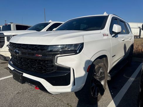 Used 2021 Chevrolet Tahoe Z71 w/ Z71 Off-Road Package image 1