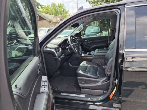 Used 2017 Chevrolet Tahoe LT w/ Luxury Package AWD/4WD image 18