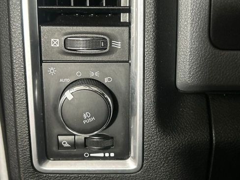 Used 2018 RAM 1500 Outdoorsman AWD/4WD image 13