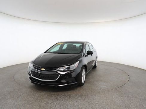 Used 2016 Chevrolet Cruze LT image 32