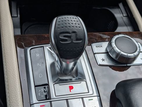 Used 2013 Mercedes-Benz SL 550 image 18