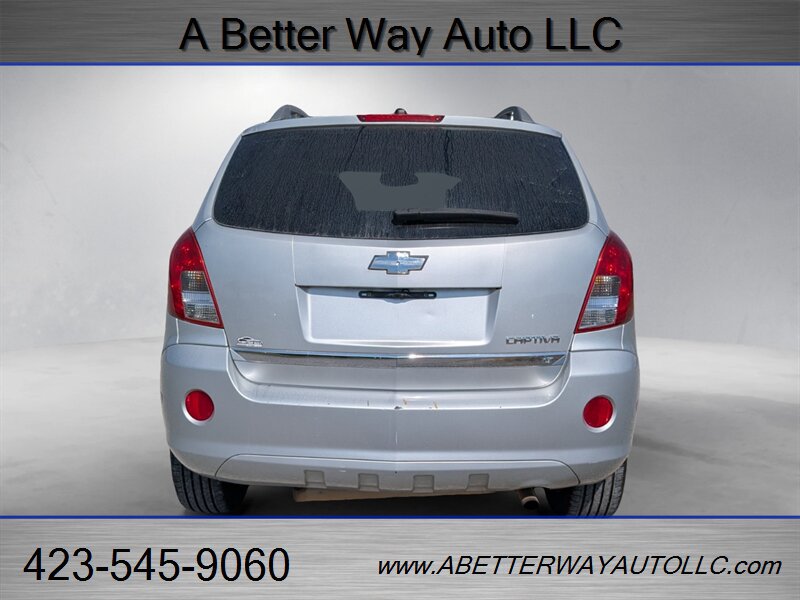 Used 2014 Chevrolet Captiva Sport LT FWD image 5