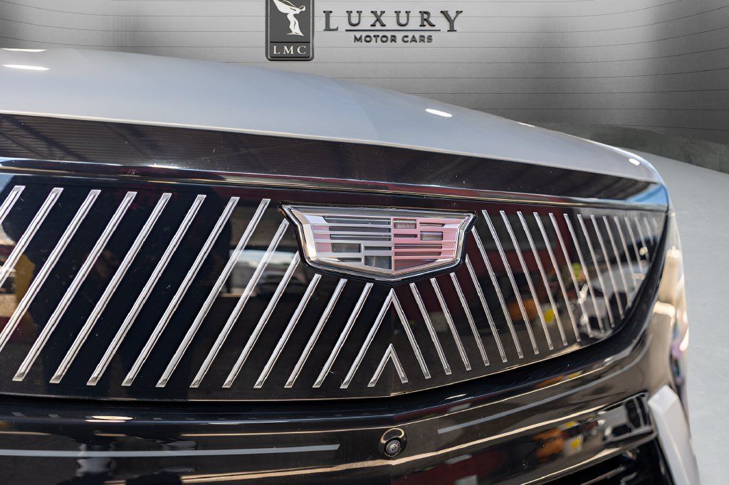 Used 2025 Cadillac Escalade IQ Sport 2 AWD/4WD image 15
