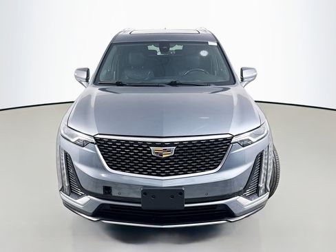 Used 2020 Cadillac XT6 Premium Luxury image 2