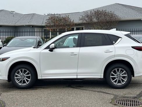 New 2025 MAZDA CX-5 AWD 2.5 S w/ Preferred Package image 9