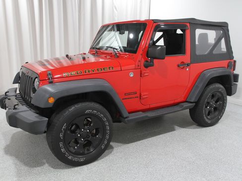 Used 2014 Jeep Wrangler Sport image 3