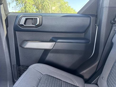 Used 2023 Ford Bronco 4-Door AWD/4WD image 14