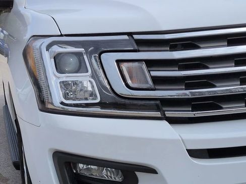 Certified 2021 Ford Expedition XLT image 10
