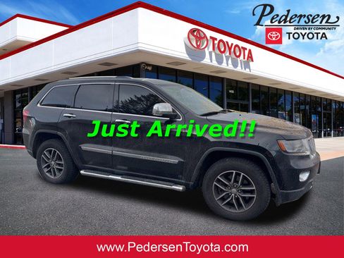 Used 2012 Jeep Grand Cherokee Overland image 1