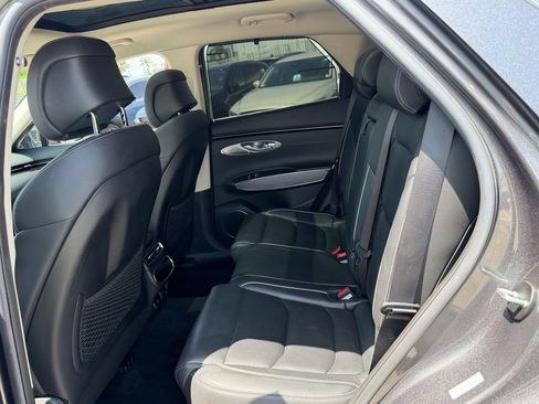 Used 2022 Genesis GV70 2.5T w/ Advanced Package AWD/4WD image 12
