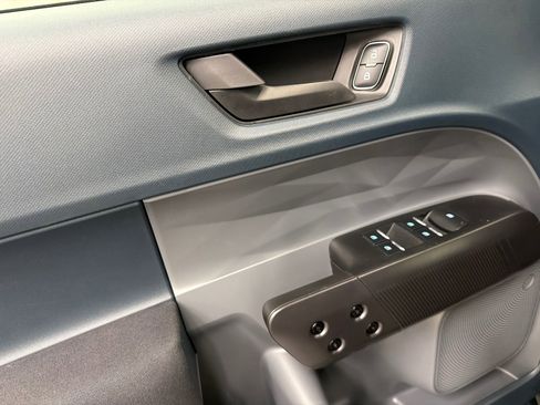 New 2026 Ford Maverick XL image 31