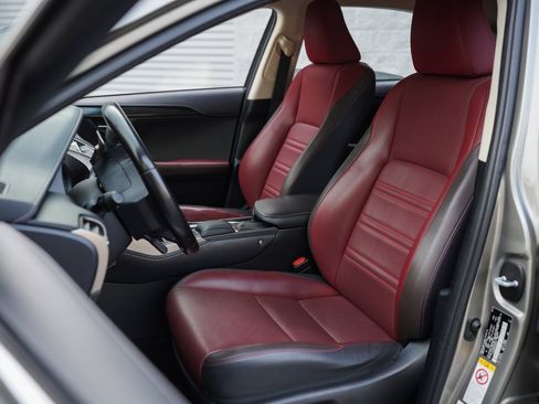 Used 2018 Lexus NX 300h AWD image 22