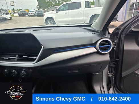 Used 2024 Chevrolet Trax LS w/ Driver Confidence Package FWD image 43