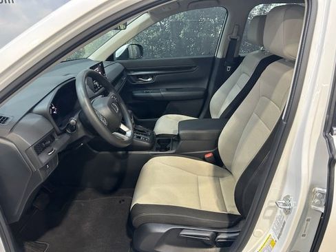 Used 2023 Honda CR-V LX image 8