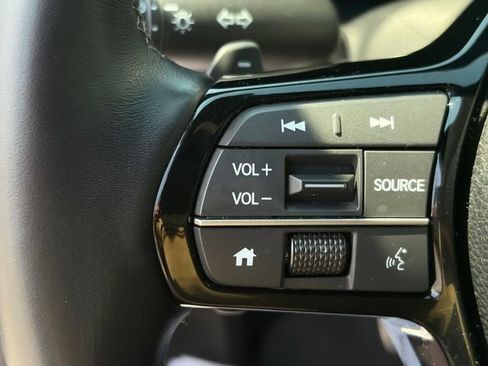 Used 2025 Honda Civic Sport image 15