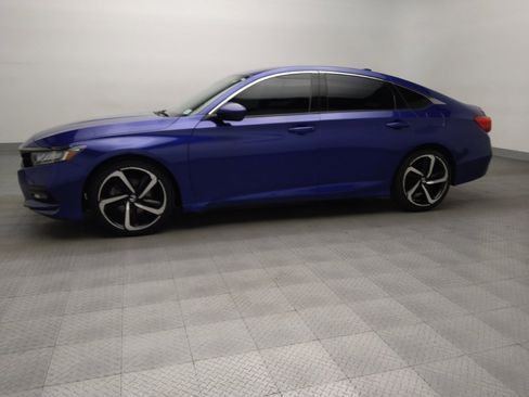 Used 2019 Honda Accord Sport image 2