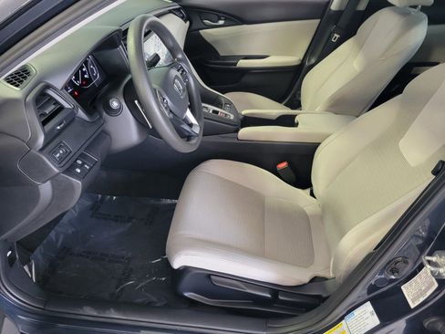 Used 2019 Honda Insight EX image 11