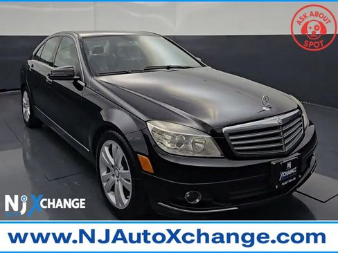 Used 2011 Mercedes-Benz C 300 4MATIC Sedan image 1
