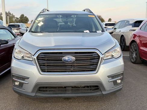 Used 2022 Subaru Ascent Limited w/ Technology Package image 2