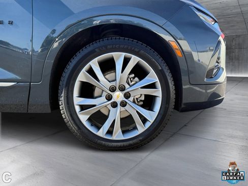 Used 2019 Chevrolet Blazer Premier w/ Sun and Wheels Package image 8