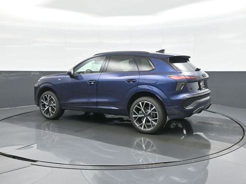 New 2026 Audi Q3 quattro 2.0T AWD/4WD image 5
