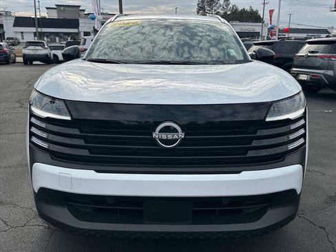 Used 2026 Nissan Kicks SV image 8